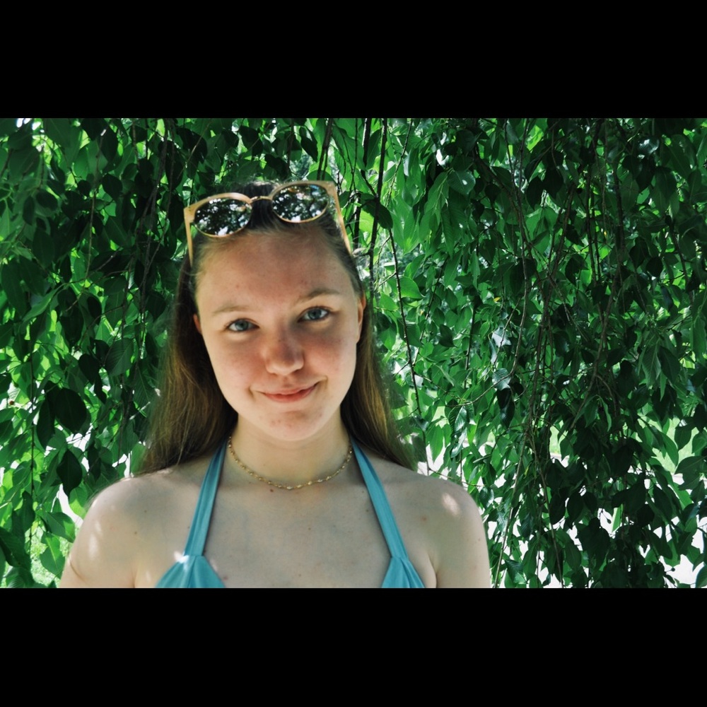 Meet your Posher, Abby